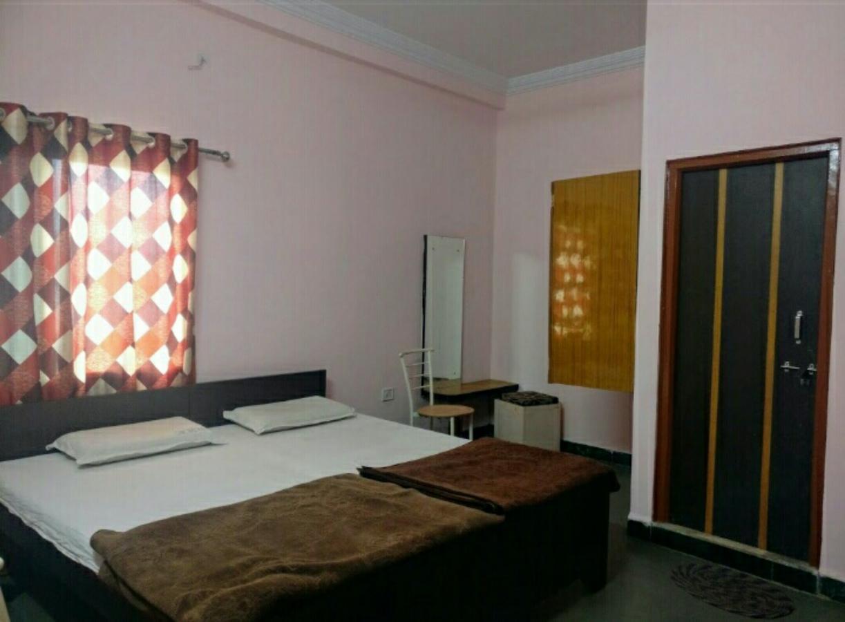 Ganga Palace Ujjain Bagian luar foto